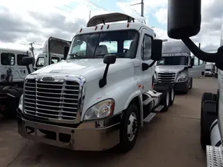 2016 FREIGHTLINER/MERCEDES CASCADIA 125