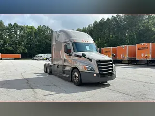 2021 Freightliner Cascadia