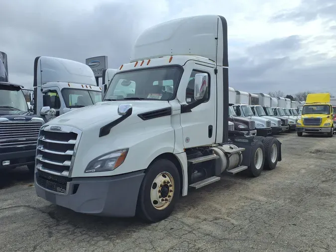 2021 FREIGHTLINER/MERCEDES NEW CASCADIA PX126642a123bda9d6be6d4a871e20ec4e8da83