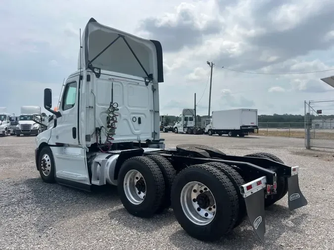 2022 FREIGHTLINER/MERCEDES NEW CASCADIA PX126642a15fe46bf6858db8458475011886f56