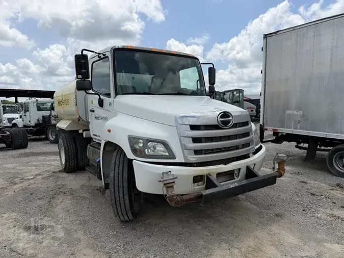 2019 HINO 338