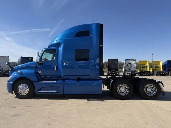 2022 International LT625