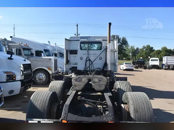 2018 VOLVO VNR62T300