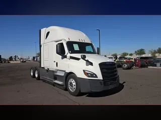 2024 Freightliner Cascadia 126