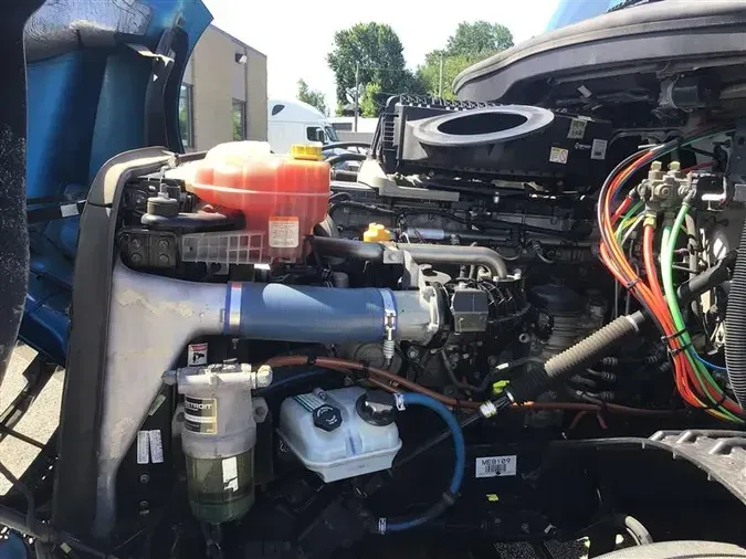 2020 FREIGHTLINER CA126