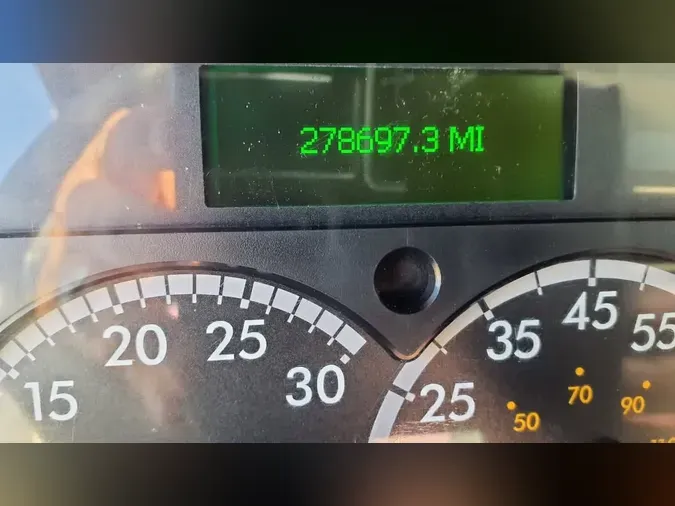 2020 FREIGHTLINER/MERCEDES M2 106