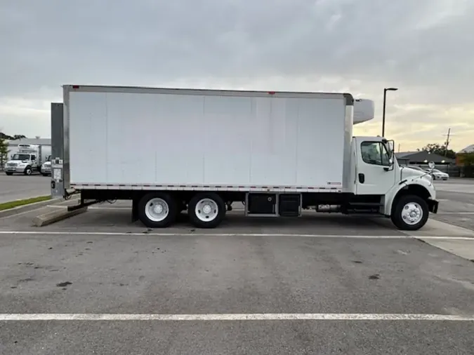 2018 FREIGHTLINER M2 106