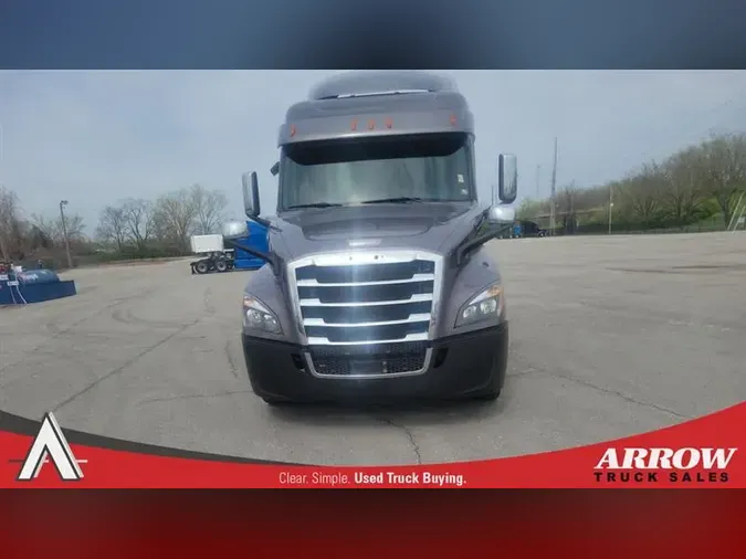 2019 FREIGHTLINER CA126