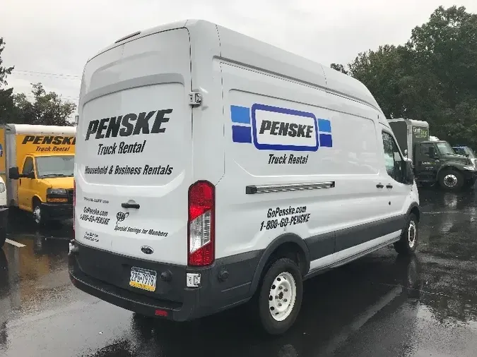 2017 FORD MOTOR COMPANY TRAN250