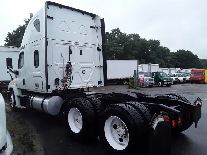 2020 FREIGHTLINER/MERCEDES CASCADIA 125