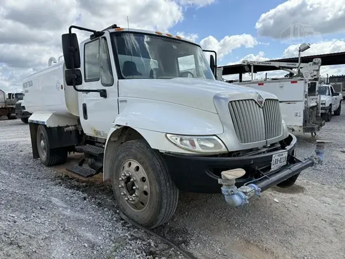 2012 INTERNATIONAL DURASTAR 4300