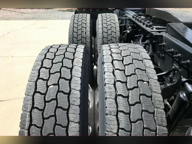 2021 INT LT625 6x4