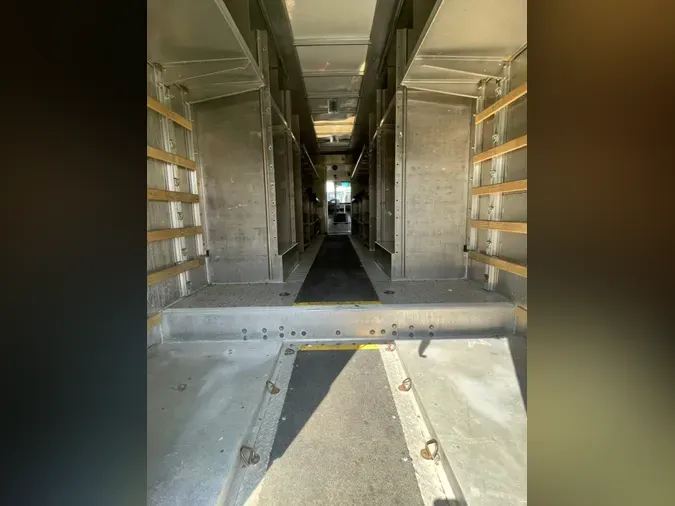 2017 FRTLR CUSTOM CHASSIS CORP MT-55 WALK-IN