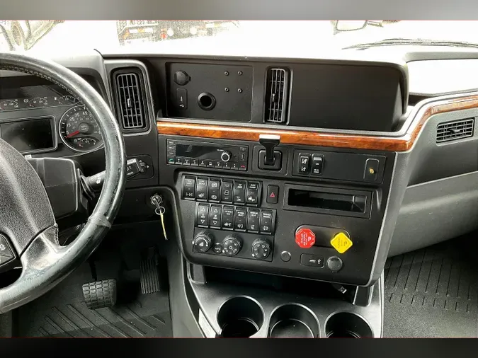 2021 INT LT625 6x4
