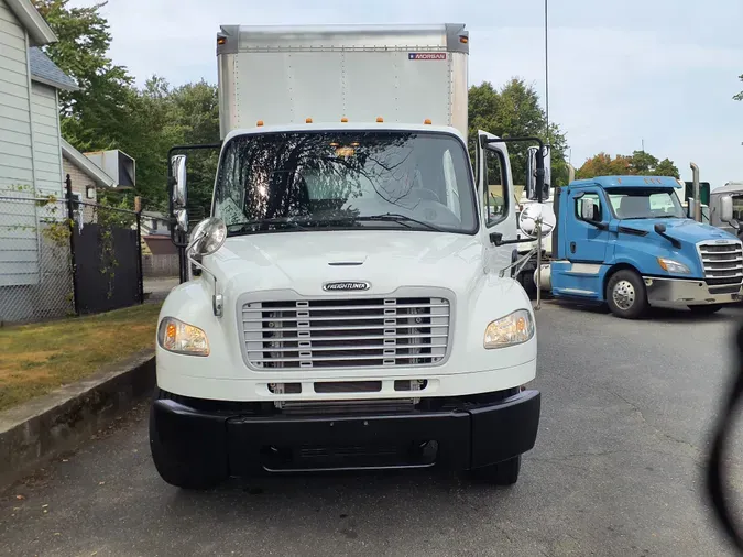 2017 FREIGHTLINER/MERCEDES M2 106