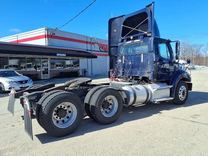 2020 FREIGHTLINER/MERCEDES M2 112