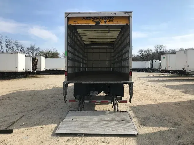 2018 Freightliner M2