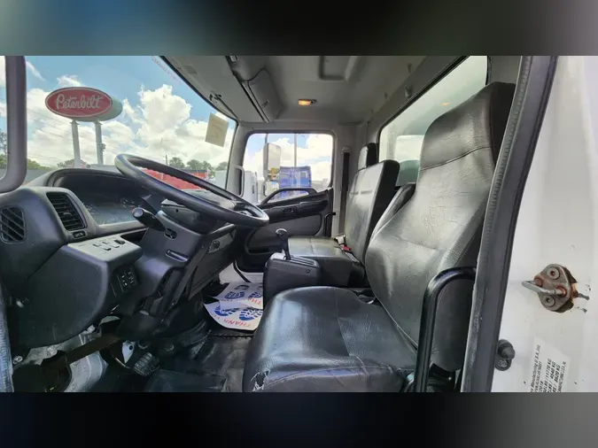 2020 Hino 268A