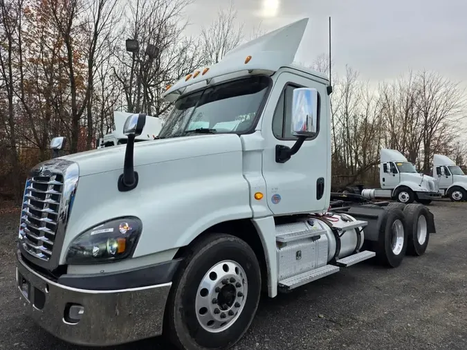 2019 FREIGHTLINER/MERCEDES CASCADIA 1252a559cfc7b2fb18e49c69cf3f991ccca