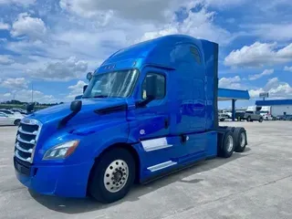 2020 FREIGHTLINER CASCADIA 126