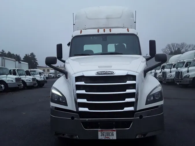 2019 FREIGHTLINER/MERCEDES NEW CASCADIA PX12664