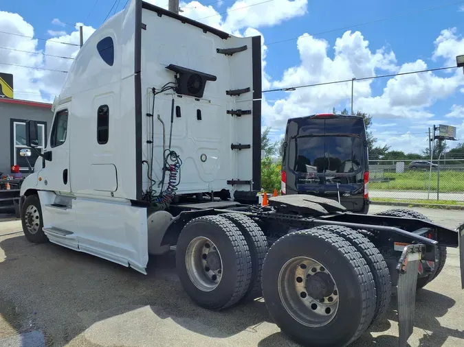 2019 FREIGHTLINER/MERCEDES CASCADIA 125