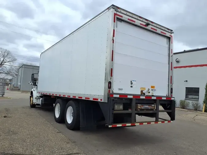 2019 FREIGHTLINER/MERCEDES M2 106