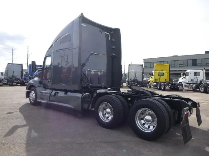 2022 Kenworth T680