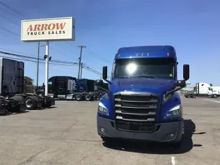 2022 FREIGHTLINER CA126