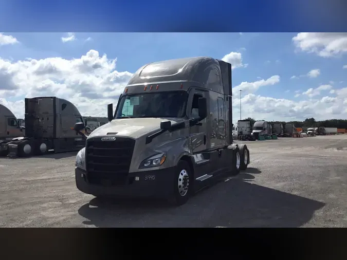2024 Freightliner Cascadia 126