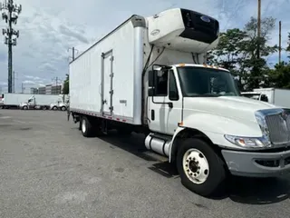 2019 NAVISTAR INTERNATIONAL 4300