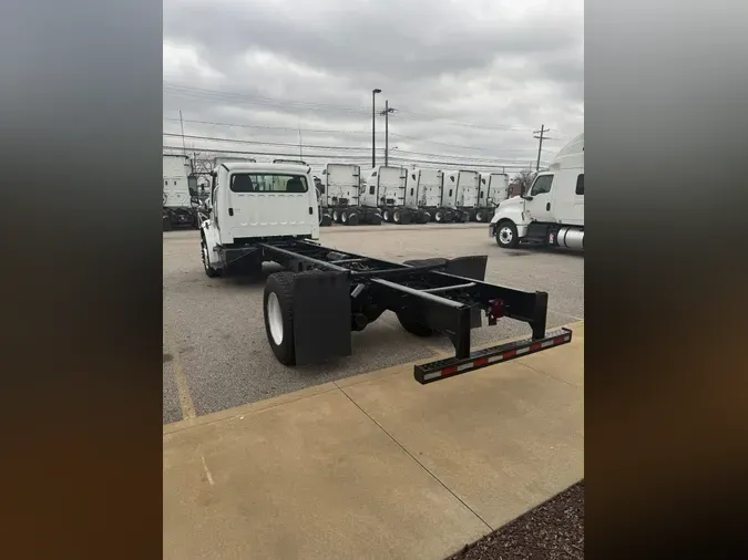 2019 FREIGHTLINER/MERCEDES M2 106