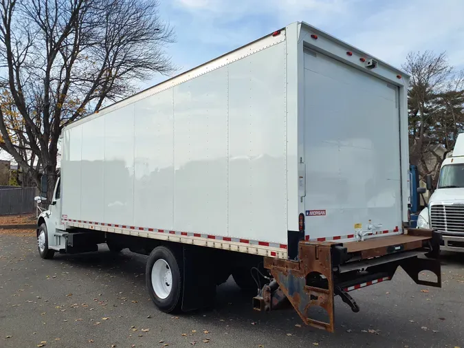 2017 FREIGHTLINER/MERCEDES M2 106