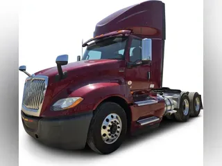 2019 International LT625