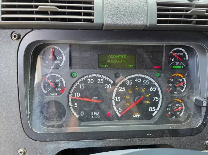 2020 FREIGHTLINER CASCADIA 125