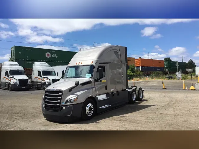 2023 Freightliner Cascadia