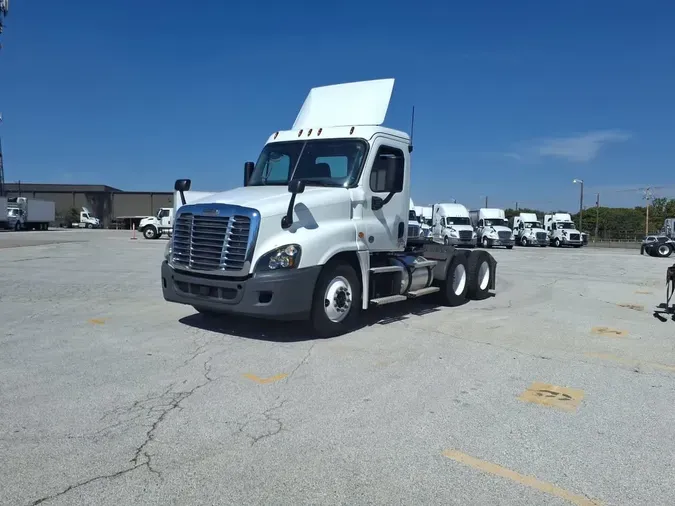 2020 FREIGHTLINER/MERCEDES CASCADIA 1252a7b129a330e76d5ccfb8481cae9bf40