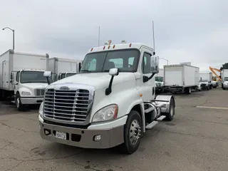 2017 Freightliner CASCADIA 125