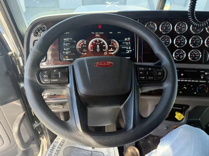 2024 Peterbilt 389