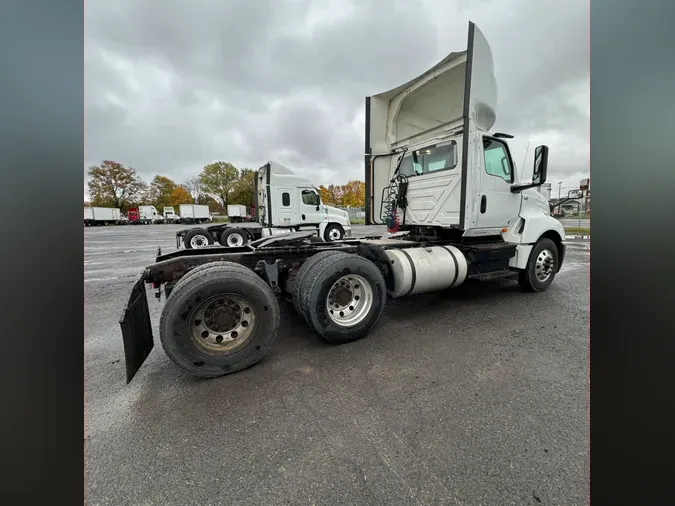 2019 NAVISTAR INTERNATIONAL LT625 DAYCAB T/A