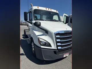 2019 FREIGHTLINER/MERCEDES NEW CASCADIA 116