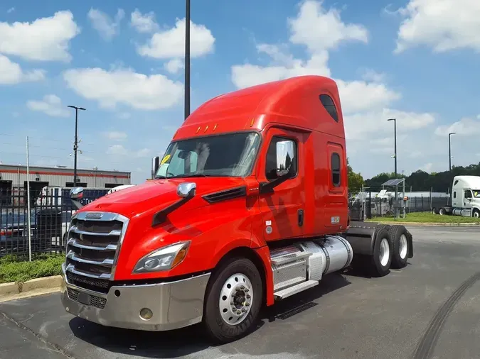 2019 FREIGHTLINER/MERCEDES NEW CASCADIA PX126642a943ce22a4445b03e614f4b5c6c4d4f