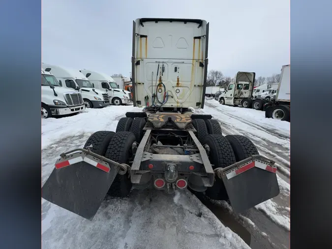 2019 FREIGHTLINER/MERCEDES CASCADIA 125