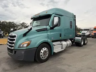 2020 FREIGHTLINER Cascadia 126