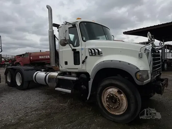 2015 MACK GRANITE GU7132aa6a215d31a7cedca65bd04ce1e50b9