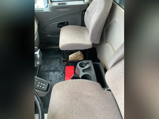 2019 NAVISTAR INTERNATIONAL 4400