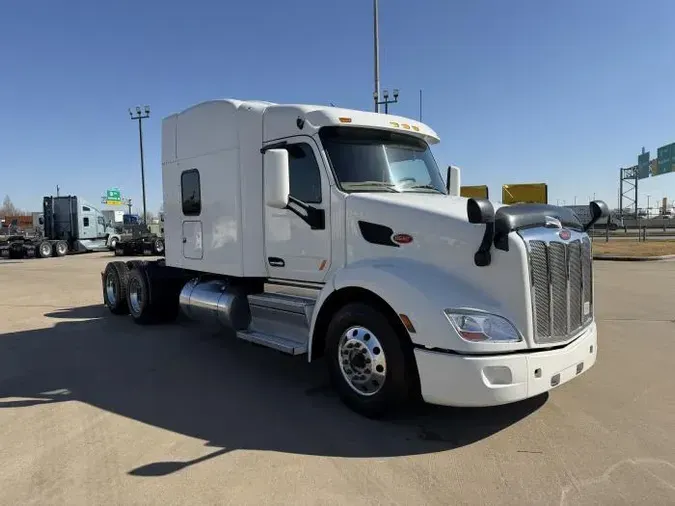 2022 Peterbilt 579