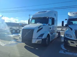 2020 VOLVO VNL64T-760