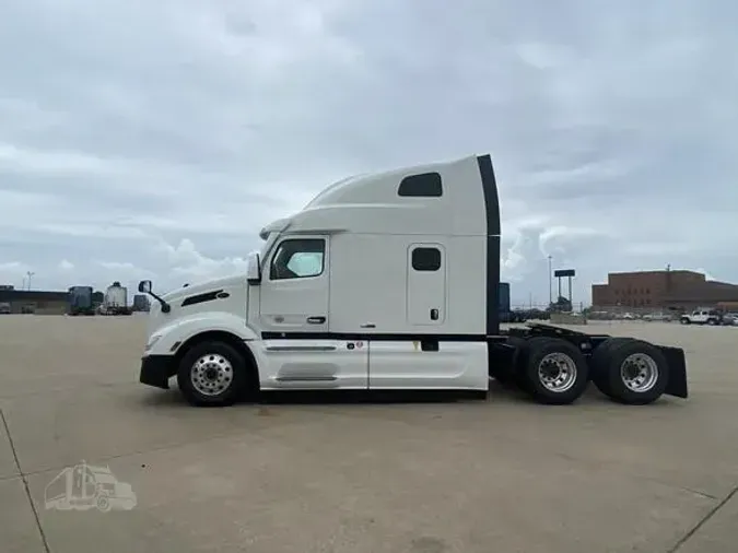 2023 PETERBILT 579