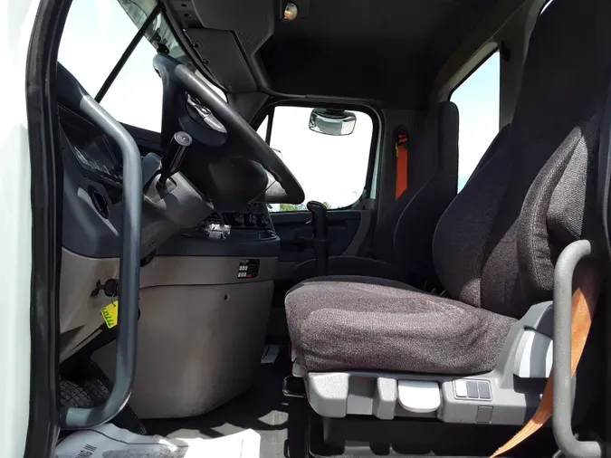 2018 FREIGHTLINER/MERCEDES CASCADIA 125